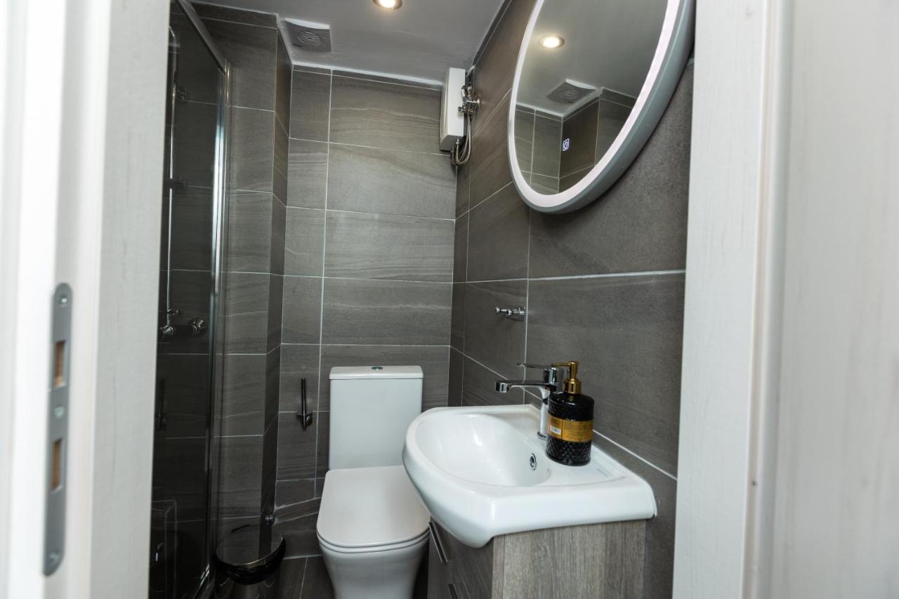 Ellmar - New & Modern Studio In The Center Chalkís المظهر الخارجي الصورة