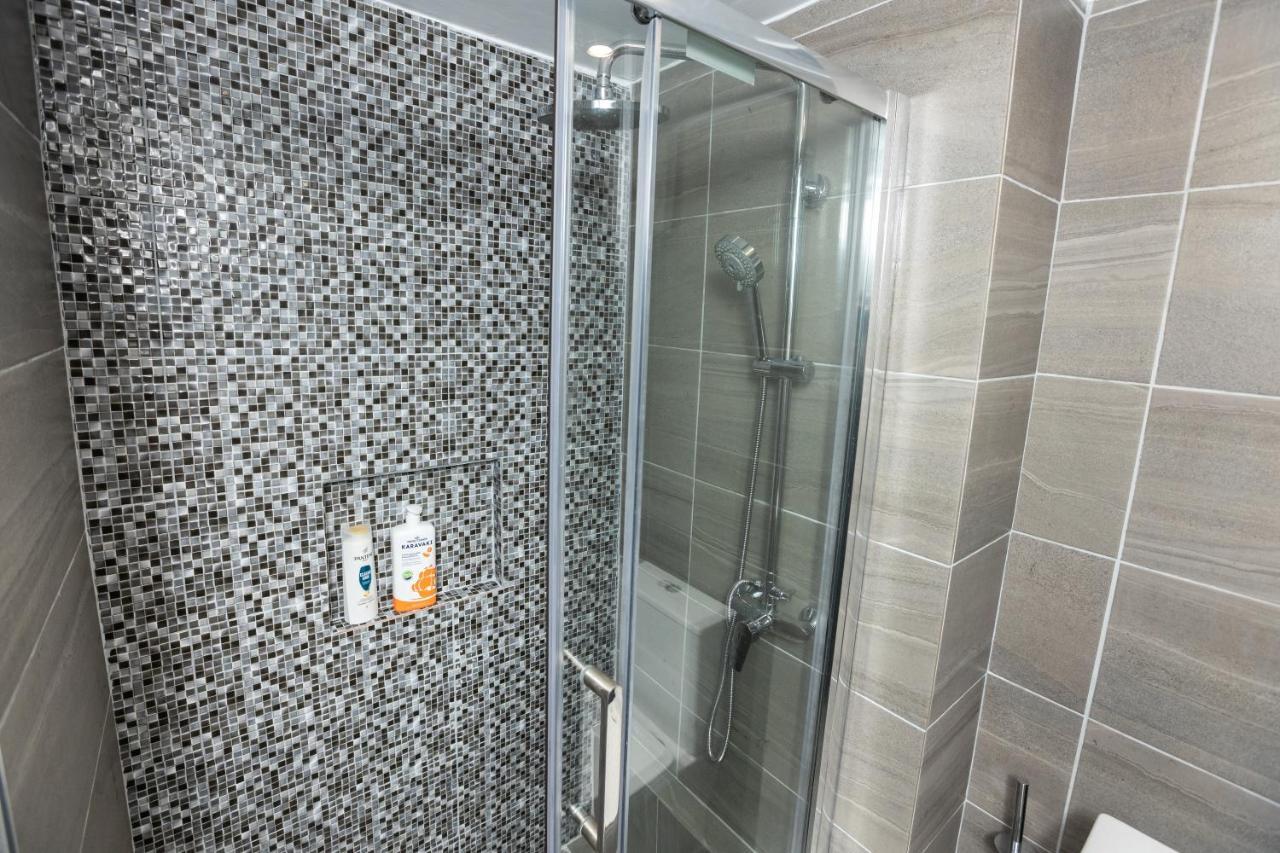 Ellmar - New & Modern Studio In The Center Chalkís المظهر الخارجي الصورة